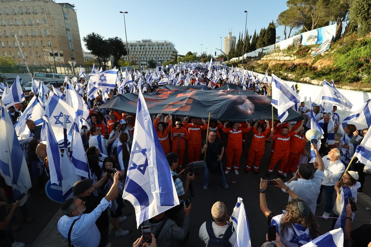 הפגנת המיליון, הפגנת הימין
