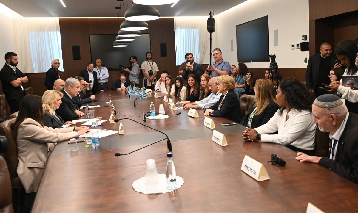 בפגישה עם מדליקי המשואות של יום העצמאות ה