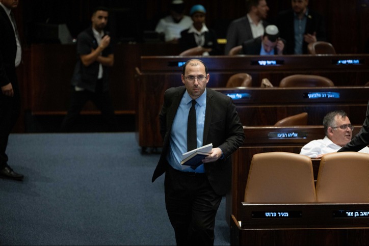יריב לוין, ההצבעה במליאה