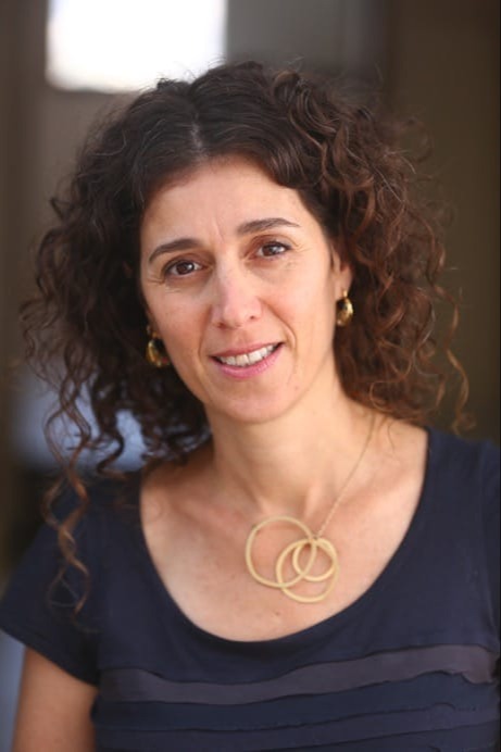 פנינה עומר מנכ"לית יד לאישה