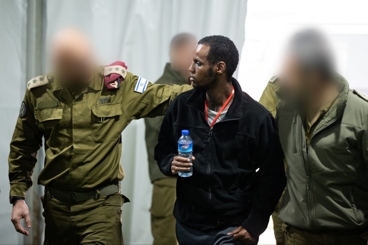 החטוף אברה מנגיסטו