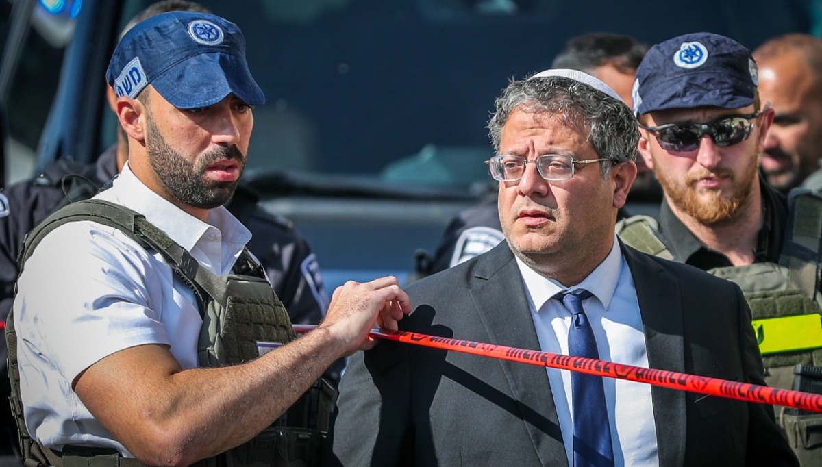 השר בן גביר בזירת פיגוע ירי במעלה אדומים
