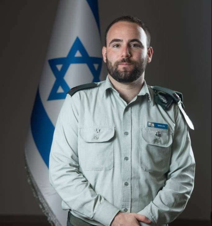 נדב שושני