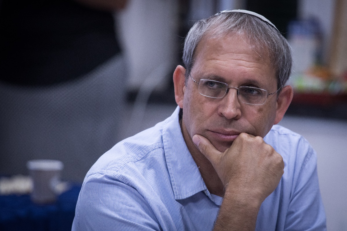 נדב שרגאי