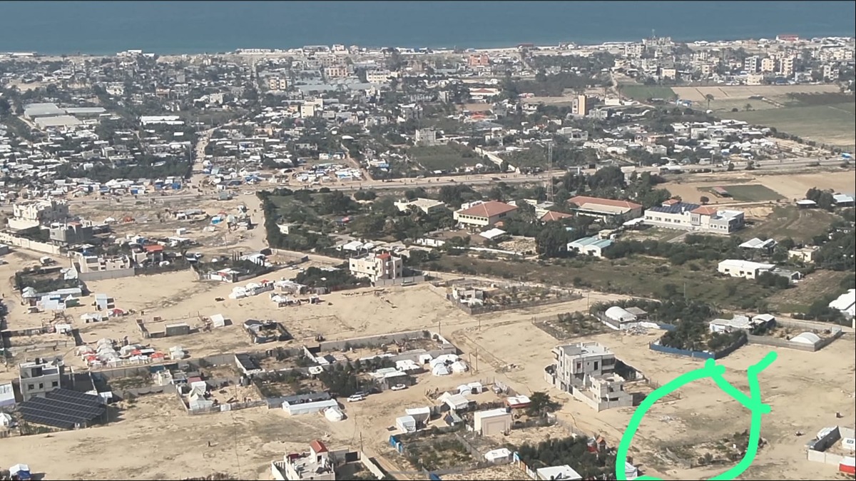 חלקת האדמה בה היה הבית של הרב בורנשטיין בנווה דקלים היום,
