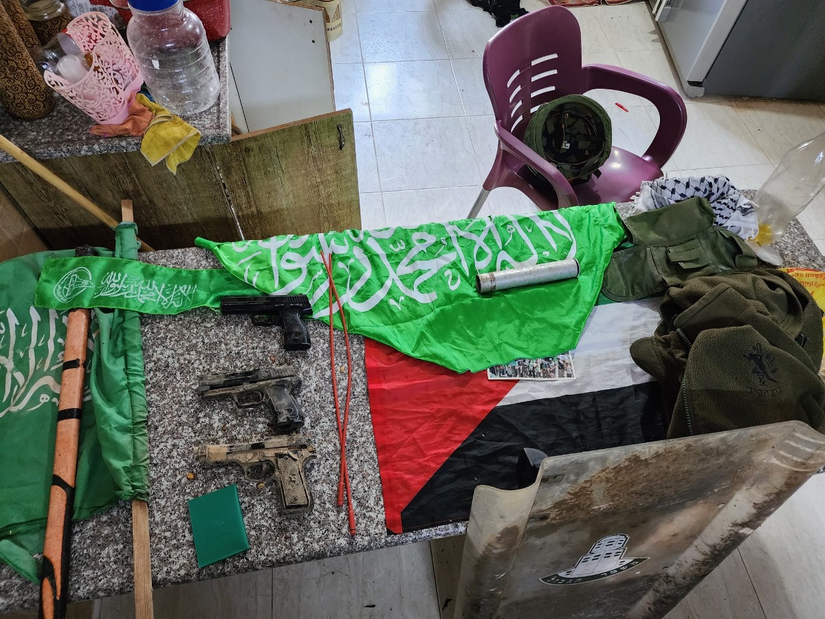 ציוד שנתפס במבצע החטיבתי לסיכול טרור בכפר אל מועייר