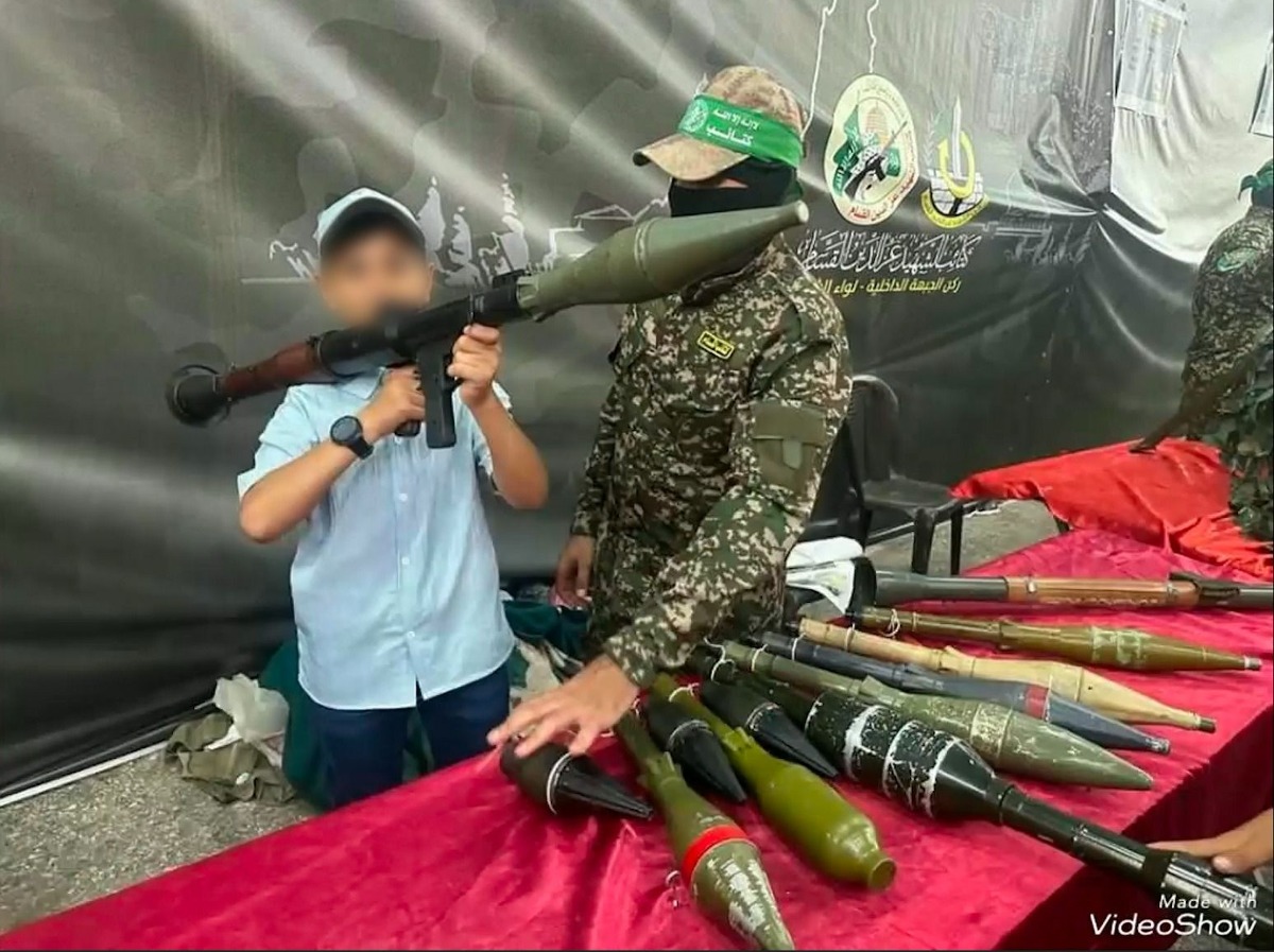 קטינים מתחנכים לטרור בעזה,