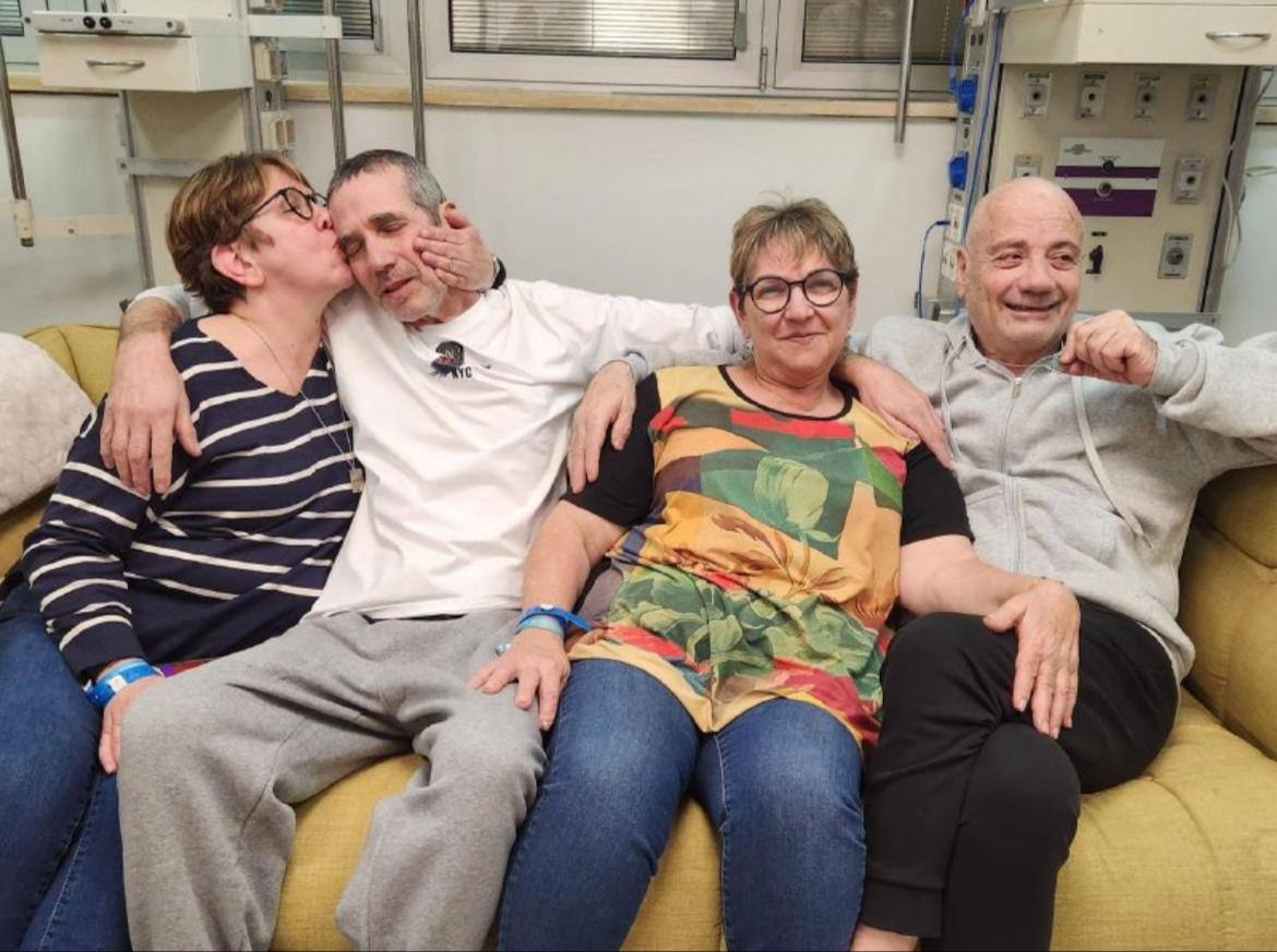 תמונה ראשונה של החטופים פרננדו מרמן ולואיס הר,