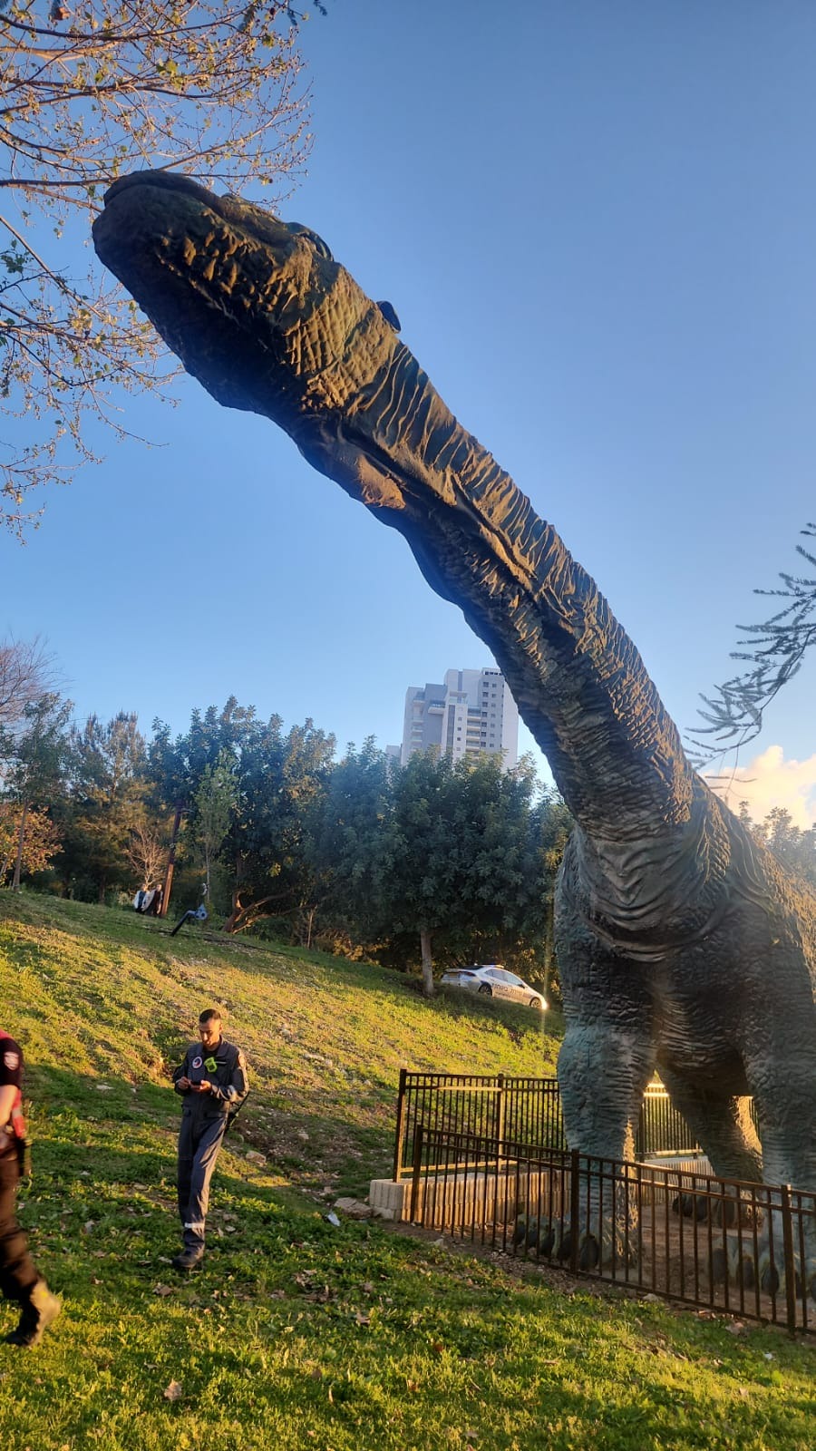 הדינוזאור הענק