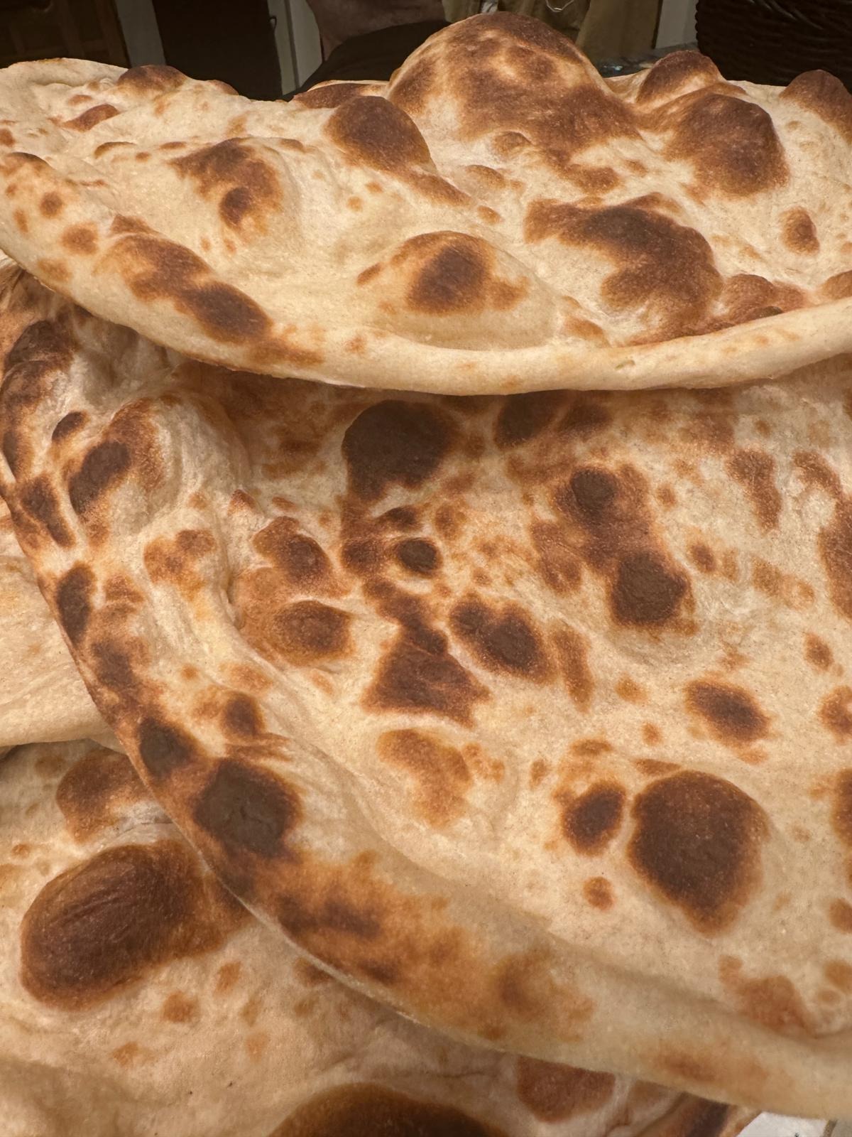 הלאפות היו טריות והוכנו במקום