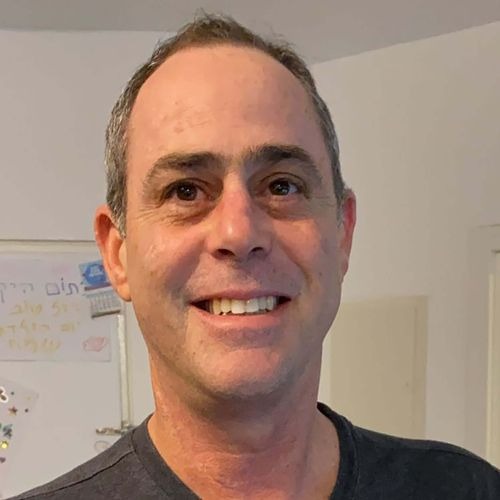 צחי עידן |