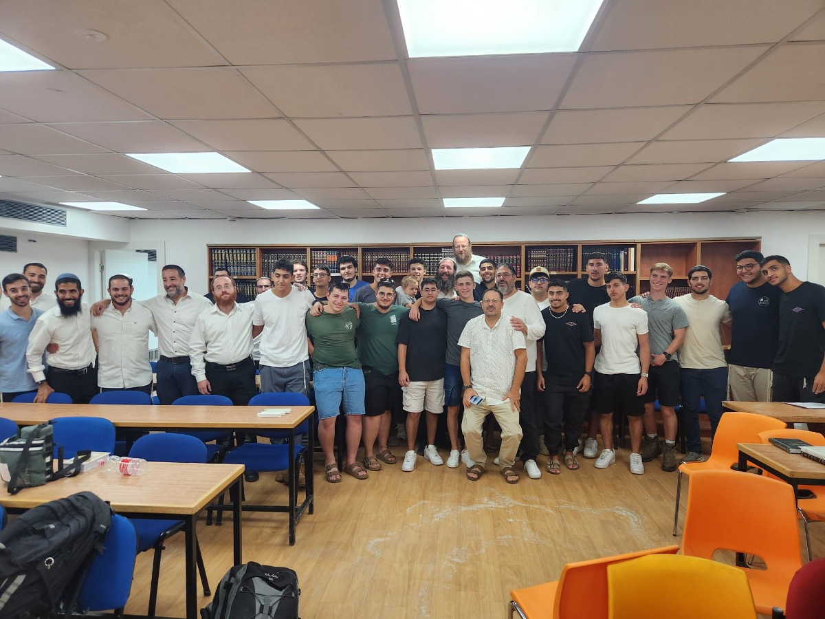 תלמידי המכינה הקדם צבאית החדשה ביום הפתיחה