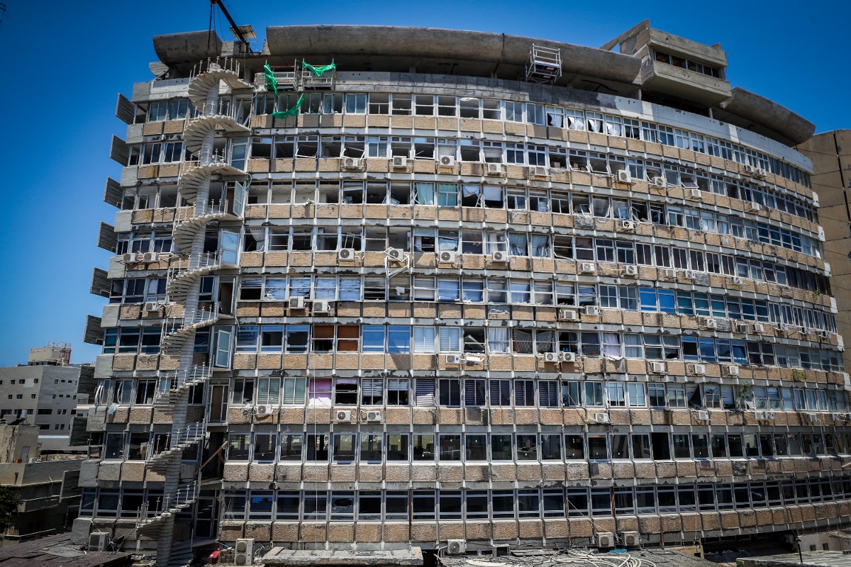 הבניין בת"א שנפגע מהכטב"ם |