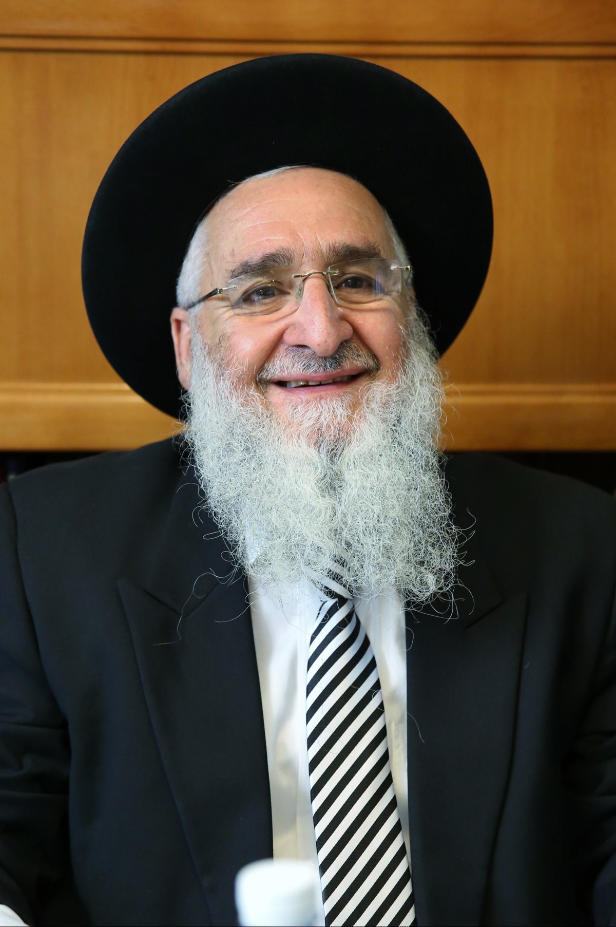 הרב מיכאל עמוס |