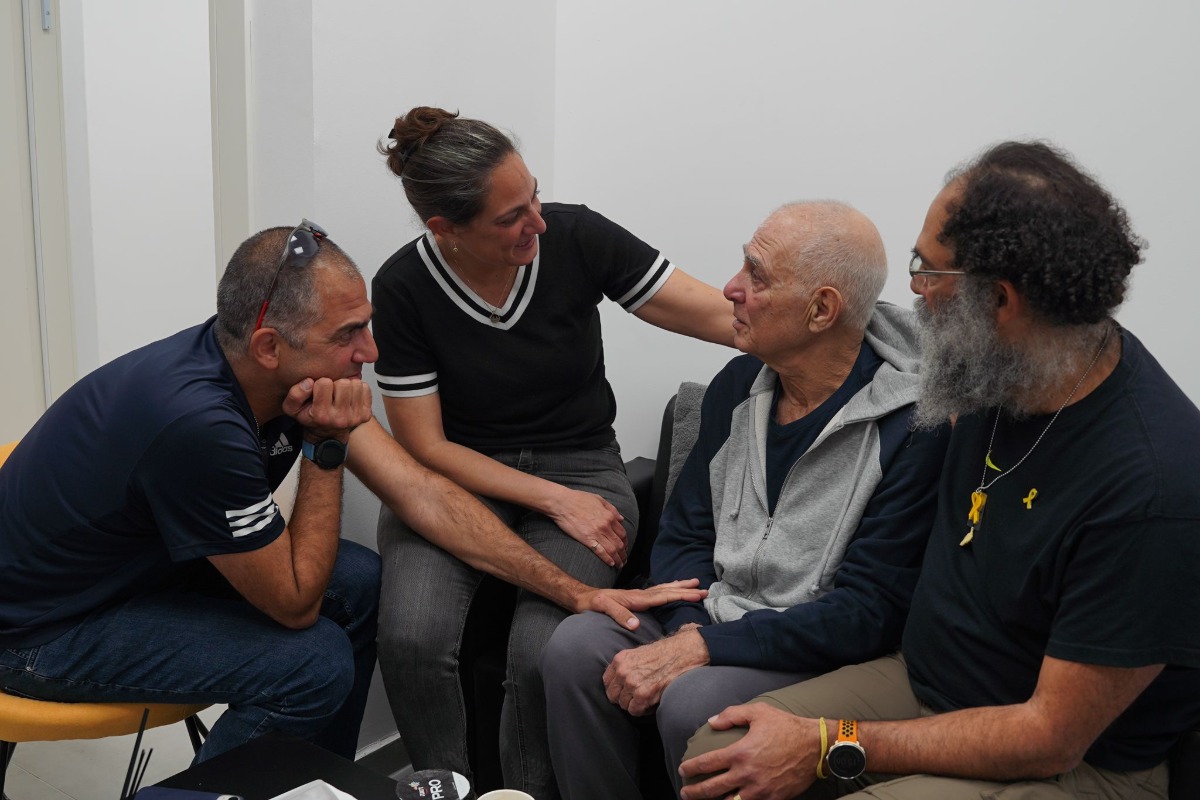 גדי מוזס ומשפחתו