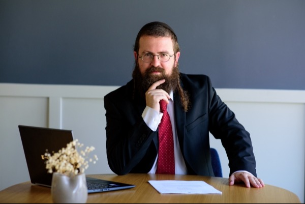 ע"וד רוני מרטן