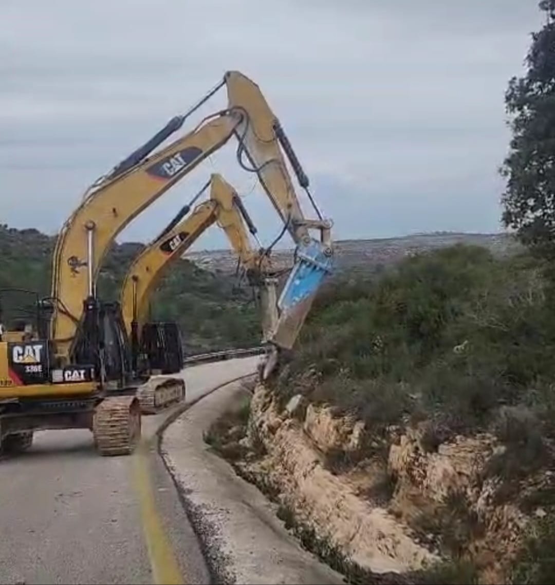 עבודות בכביש