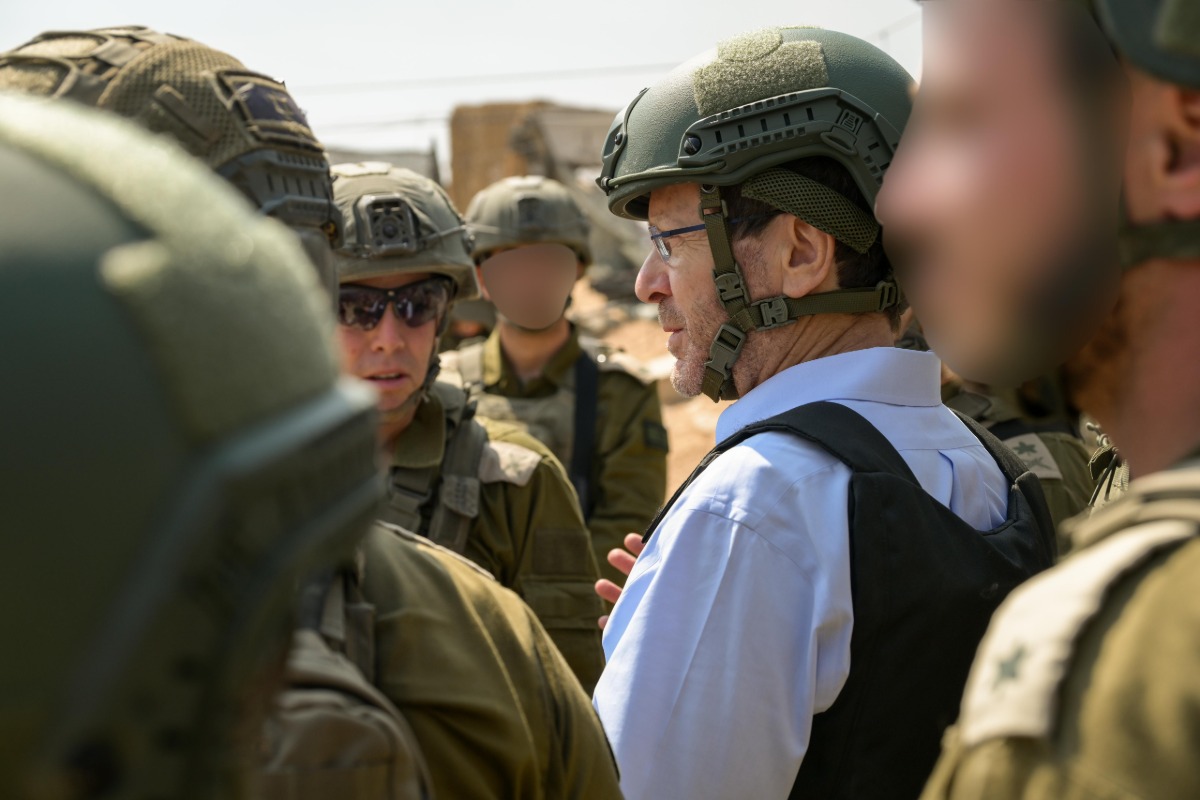 הרצוג בעזה,