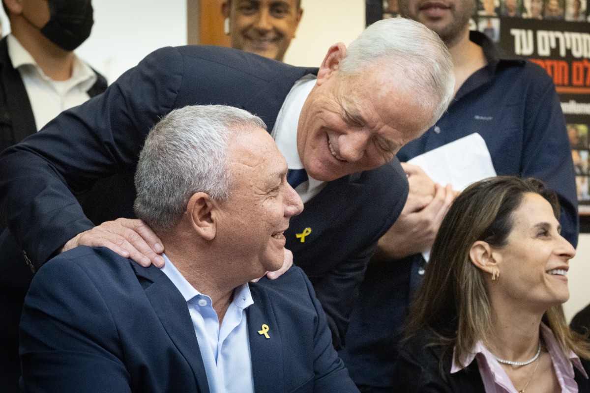 סוף למחנה הממלכתי,