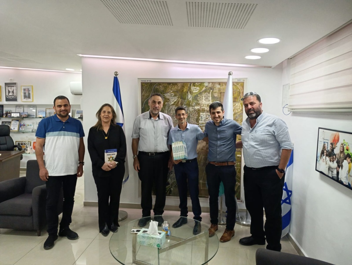 אביחי שטרן, אלחנן גלט ויוזמי המהלך