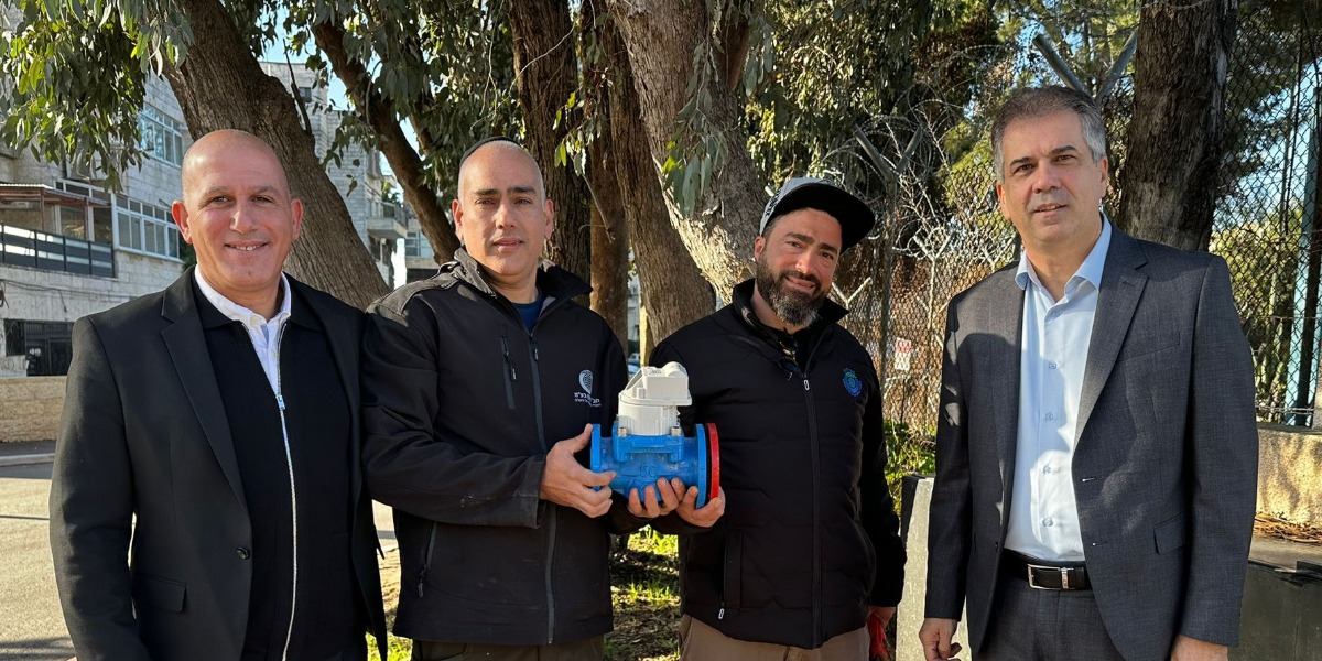 אלי כהן הגיע לסגור את המים לאונר"א