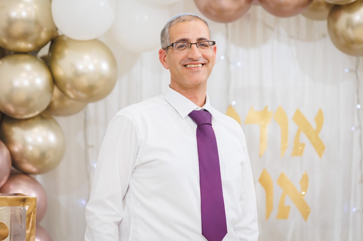 אריאל תנעמי רו"ח ומבקר פנים מועצה מקומית נאות חובב