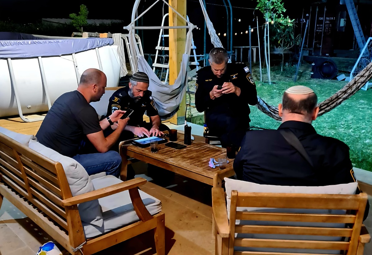 המשטרה בבית ח