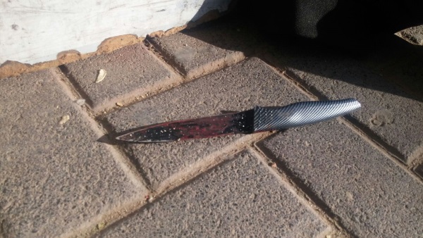 הסכין שאיתה דקר המחבל את המאבטח