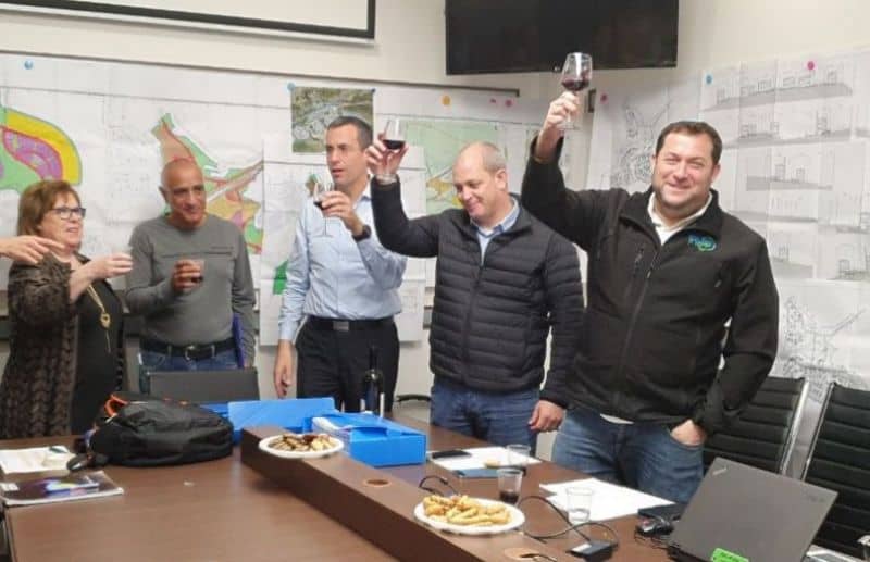 חגיגות האישור