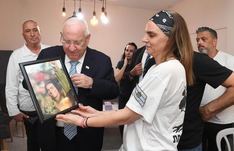 הנשיא ואם החייל