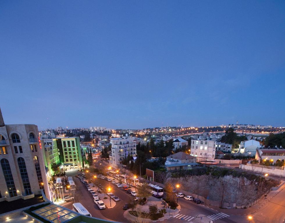 לאונרדו - תמונה 5 - פסח 2025