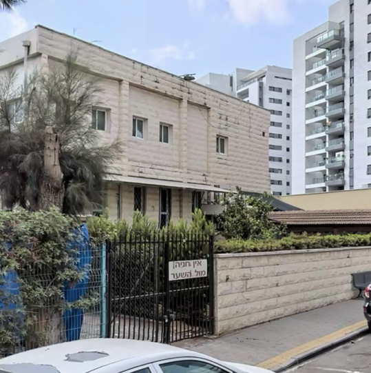 הדר מוכתר