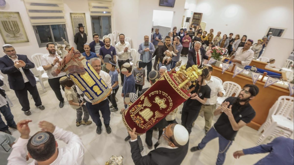 בית הכנסת הספרדי החדש ביישוב בית אל |