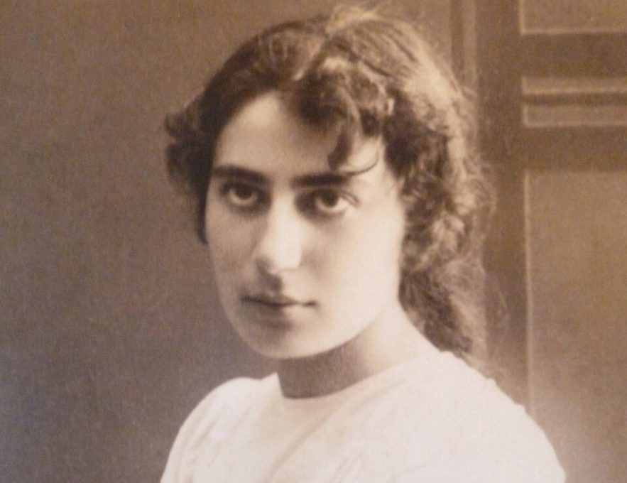 רחל המשוררת (רחל בלובשטיין)