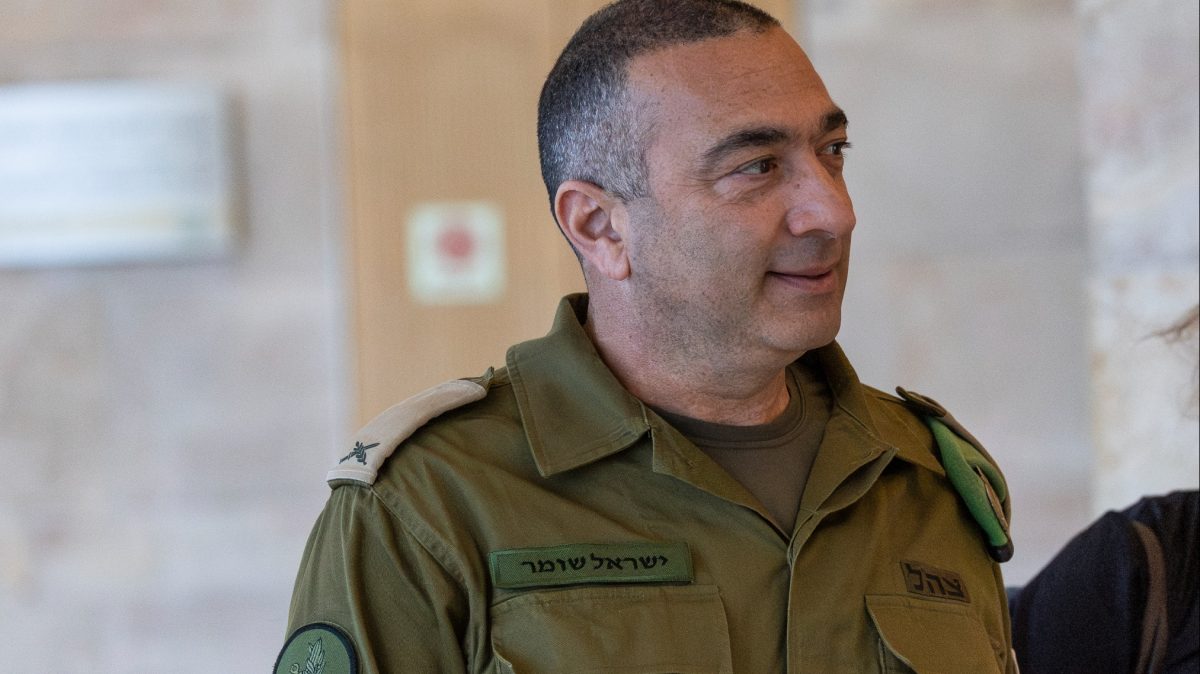 תא"ל ישראל שומר, עוזב את צה"ל