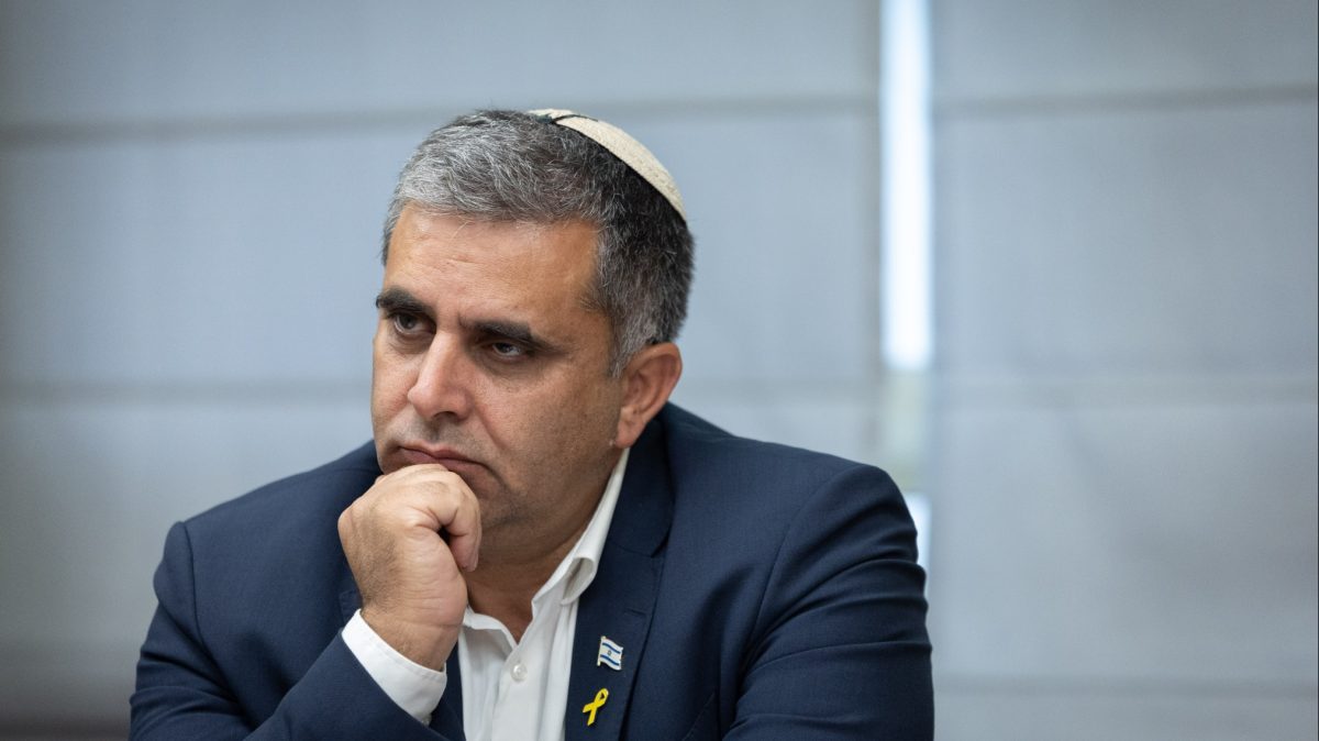 השר אופיר סופר