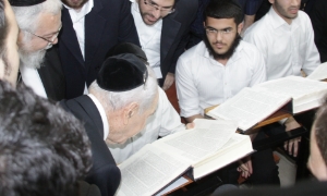 יוסף אבי יאיר אנגל צילום: יוסף אבי יאיר אנגל פרשיות השבוע