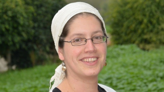  נשים