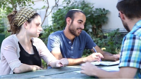 יחצ (אילוסטרציה, למצולמים אין קשר למאמר) צילום: יחצ (אילוסטרציה, למצולמים אין קשר למאמר) הורים וילדים