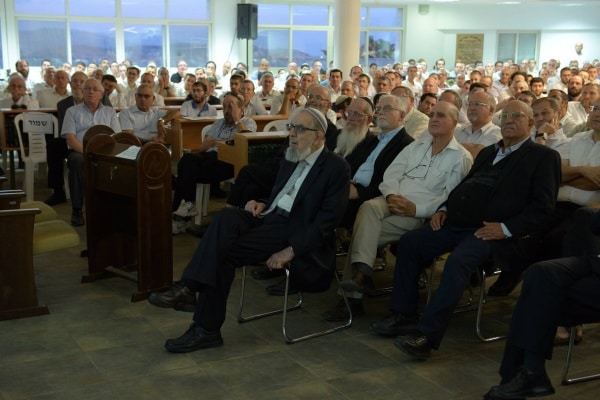הרב רבינוביץ ב 40 שנה לישיבת ברכת משה