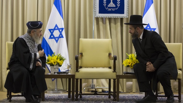 הרבנות הראשית: "יישום מסקנות ועדת הרב לאו יפתרו את הבעיות". הרב סתיו: "הפתרון-הפרטה"