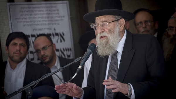הרב שטרן. המועצה הדתית בעירו ספגה ביקורת רבה