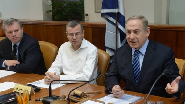 ועדת שרים לחקיקה, נתניהו, לוין צילום: פלאש 90. עמוס בן גרשום חדשות