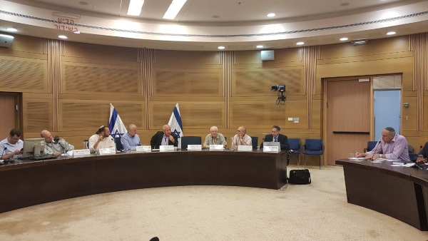 מוטי יוגב בועדת החוץ והביטחון צילום: יחצ חדשות